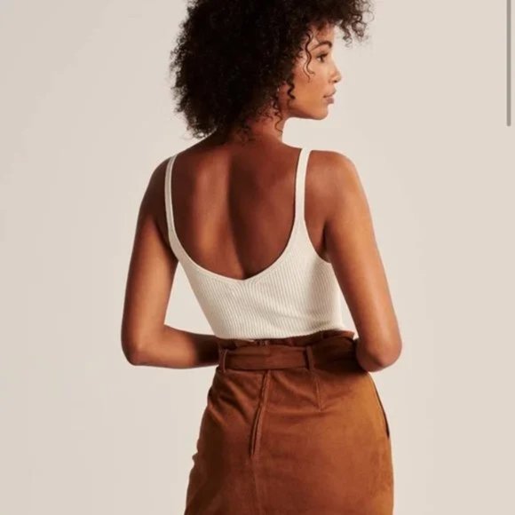 NEW A&F Abercrombie & Fitch Beige Ribbed Knit Bodysuit - Picture 3 of 6